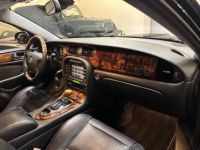 Jaguar XJ 4.2 V8 Sovereign - <small></small> 17.500 € <small>TTC</small> - #12