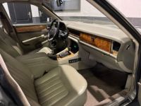 Jaguar XJ DAIMLER XJ6 4.0 226CH 1990 - <small></small> 18.990 € <small>TTC</small> - #6