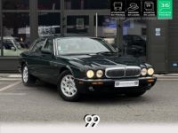 Jaguar XJ XJ8 4.0i V8 - BVA 5 1999 BERLINE Sovereign - <small></small> 13.990 € <small>TTC</small> - #1