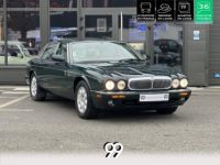 Jaguar XJ XJ8 4.0i V8 - BVA 5 1999 BERLINE Sovereign - <small></small> 13.990 € <small>TTC</small> - #4