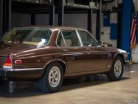 Jaguar XJ6 - <small></small> 27.000 € <small>TTC</small> - #23