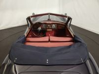 Jaguar XK120 cabriolet - <small></small> 125.000 € <small>TTC</small> - #32