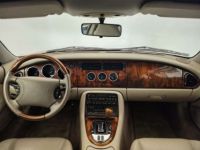 Jaguar XK8 V8 4.0 Coupé - <small></small> 18.500 € <small>TTC</small> - #23