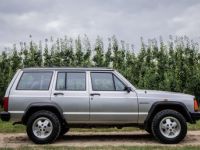 Jeep Cherokee XJ 4.0i Automaat 4X4 - OLDTIMER - SERVO - AIRCO - ELEKTR. RAMEN - <small></small> 19.999 € <small>TTC</small> - #6