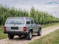 Jeep Cherokee XJ 4.0i Automaat 4X4 - OLDTIMER - SERVO - AIRCO - ELEKTR. RAMEN - <small></small> 19.999 € <small>TTC</small> - #33