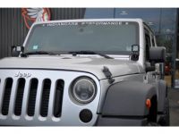 Jeep Wrangler 2.8 CRD FAP - BVA 2011 70ème anniversaire PHASE 2 - <small></small> 27.900 € <small>TTC</small> - #24