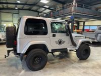 Jeep Wrangler 4.0 L 4.0 BVA HARD TOP - <small></small> 27.900 € <small>TTC</small> - #7