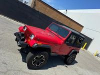 Jeep Wrangler 4.0L 6 CYLINDRES ROUGE - <small></small> 20.990 € <small>TTC</small> - #3