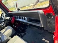 Jeep Wrangler 4.0L 6 CYLINDRES ROUGE - <small></small> 20.990 € <small>TTC</small> - #10