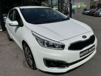 Kia Cee'd Ceed / 1.4i Caméra Navigation Euro 6b Garantie - <small></small> 10.990 € <small>TTC</small> - #4