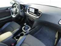 Kia Cee'd Ceed 1.6 CRDI MORE - <small></small> 17.950 € <small>TTC</small> - #43