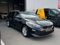 Kia Cee'd SW Ceed / 1.6 DIESEL 1ER PROPRIO GARANTIE - <small></small> 16.990 € <small>TTC</small> - #3