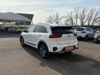 Kia Niro Hybride 105CH 1.6 GDI + 43.5 CH ELECTRIQUE BVA DCT6 Active GARANTIE CONSTRUCTEUR - <small></small> 16.990 € <small>TTC</small> - #4