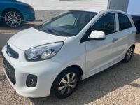 Kia Picanto 1.2i Sense ISG EEN EIGENAAR - <small></small> 6.990 € <small>TTC</small> - #1