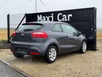 Kia Rio 1.1 CRDi 46.800 km Caméra de recul GPS - <small></small> 7.490 € <small>TTC</small> - #4