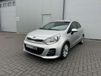 Kia Rio 1.2i World Edition -- GPS CAMERA GARANTIE 12 - <small></small> 9.990 € <small>TTC</small> - #3