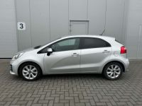 Kia Rio 1.2i World Edition -- GPS CAMERA GARANTIE 12 - <small></small> 9.990 € <small>TTC</small> - #8