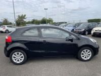 Kia Rio 1.4 CRDI STYLE 3P - <small></small> 7.990 € <small>TTC</small> - #13