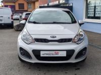 Kia Rio 1.4 Premium 110 5P 2eme Main 82500kms - <small></small> 6.990 € <small>TTC</small> - #2