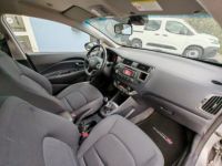 Kia Rio 1.4 Premium 110 5P 2eme Main 82500kms - <small></small> 6.990 € <small>TTC</small> - #18