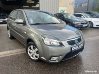 Kia Rio II 1.4 Ess 97 Motion - <small></small> 4.790 € <small>TTC</small> - #2