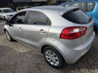 Kia Rio III 1.2 85ch Style 5p - <small></small> 8.990 € <small>TTC</small> - #4