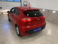 Kia Rio IV 1.2 ESSENCE URBAN CHIC 5PORTES - <small></small> 7.990 € <small>TTC</small> - #2