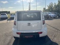 Kia Soul 1.6 CRDI PLAY - <small></small> 6.690 € <small>TTC</small> - #12