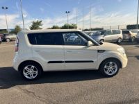 Kia Soul 1.6 CRDI PLAY - <small></small> 6.690 € <small>TTC</small> - #13