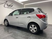 Kia Venga 1.4i PHARE AUTO GARANTIE 12 MOIS - <small></small> 9.999 € <small>TTC</small> - #13