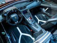 Lamborghini Aventador SVJ ROADSTER 6.5 V12 770 CH - <small></small> 679.900 € <small>TTC</small> - #48