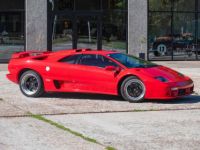 Lamborghini Diablo SV | ONE OF 346 ROSSO ALCANTARA - <small></small> 330.000 € <small>TTC</small> - #9
