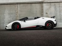 Lamborghini Huracan Huracán Performante Spyder Bianco Comes - <small></small> 359.900 € <small>TTC</small> - #7