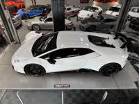 Lamborghini Huracan HURACÁN PERFORMANTE V10 5.2 – Bianco Monocerus - <small></small> 295.000 € <small></small> - #5