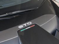 Lamborghini Huracan STO 5.2 V10 640 RWD - <small>A partir de </small>3.090 EUR <small>/ mois</small> - #37