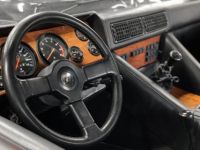 Lamborghini LM002 Lamborghini LM002 INJECTION V12 – COLLECTOR 1/60 – IMMATRICULATION FRANCE - <small></small> 499.000 € <small>TTC</small> - #20