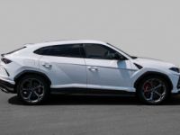 Lamborghini Urus Akrapovic extérieur Carbon - <small></small> 241.900 € <small>TTC</small> - #2