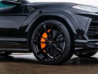 Lamborghini Urus Nero Helene Pano Ceramic Brakes B&O 23 - <small></small> 229.900 € <small>TTC</small> - #8