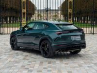 Lamborghini Urus *Verde Lares* - <small></small> 329.900 € <small>TTC</small> - #3