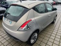 Lancia Ypsilon 0.9i - 8V TURBO TWINAIR - <small></small> 5.990 € <small>TTC</small> - #4