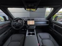 Land Rover Defender 110 2.0 P300e Sedona Edition - <small></small> 112.900 € <small>TTC</small> - #4