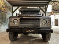 Land Rover Defender 110 2.2 SW 122 CV 7PL - <small></small> 48.950 € <small>TTC</small> - #3