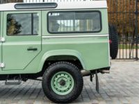 Land Rover Defender 110 TD4 *Grasmere Green* - <small></small> 89.900 € <small>TTC</small> - #48