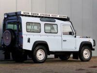 Land Rover Defender 110 V8 Original 3.5L V8 producing 138bhp - <small></small> 32.000 € <small>TTC</small> - #4