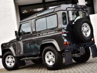 Land Rover Defender 90 2.2 TD4 - <small></small> 49.950 € <small>TTC</small> - #9