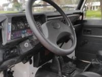 Land Rover Defender 90 diesel  - <small></small> 64.000 € <small>TTC</small> - #5