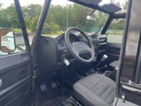 Land Rover Defender 90 TD4 - <small></small> 54.900 € <small>TTC</small> - #18