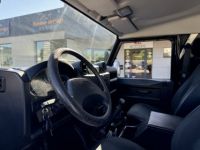 Land Rover Defender 90 TD4 2 places - <small></small> 28.990 € <small>TTC</small> - #10