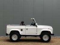 Land Rover Defender 90 V8 3.5L V8 producing 140 bhp - <small></small> 68.500 € <small>TTC</small> - #4