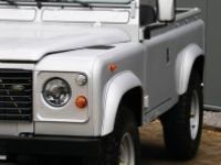 Land Rover Defender 90 V8 3.5L V8 producing 140 bhp - <small></small> 68.500 € <small>TTC</small> - #17